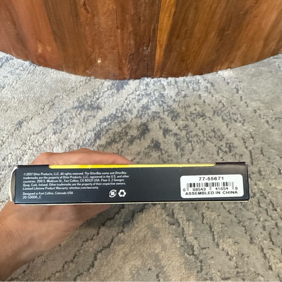 OtterBox Pursuit Series Case For Apple iPhone 7 & iPhone 8 Clear Black - Picture 3 of 4